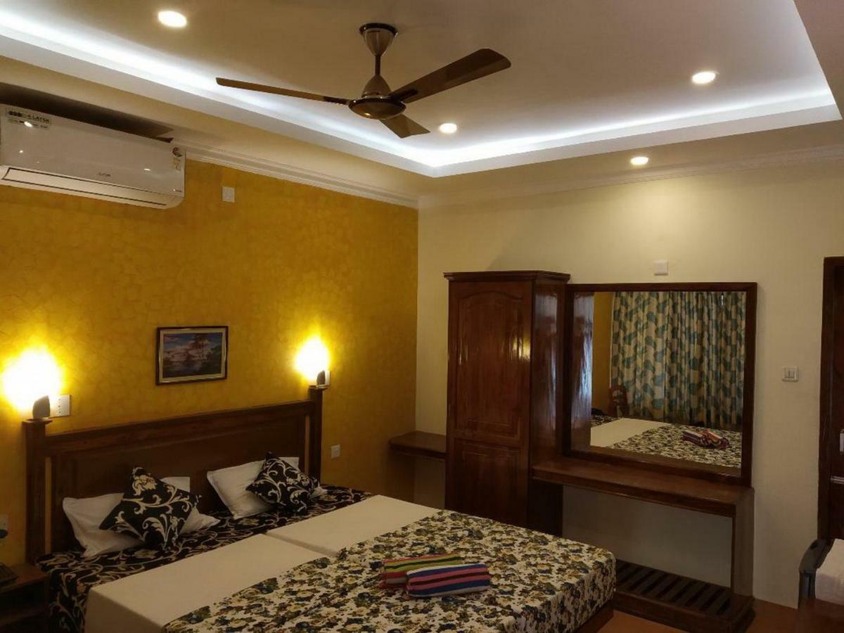 Hotel Thushara Kovalam Exterior foto